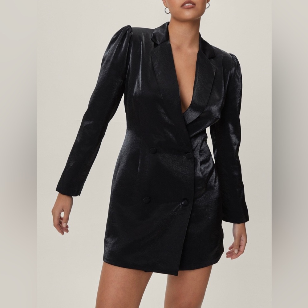 NEW NastyGal Petite Metallic Deep V-Neck Blazer Dress
